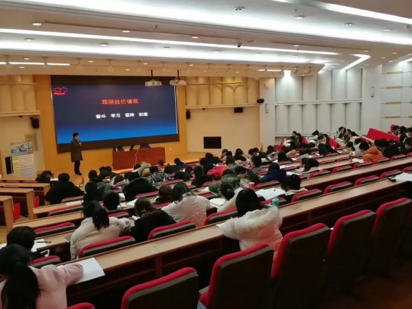 宠物医生人大代表推动三四线城市高品质医疗服务(图8)