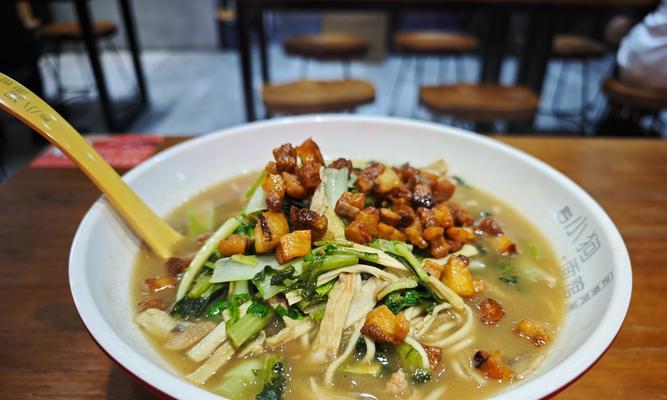 狗狗发奶汤品推荐及营养搭配全攻略(图1)